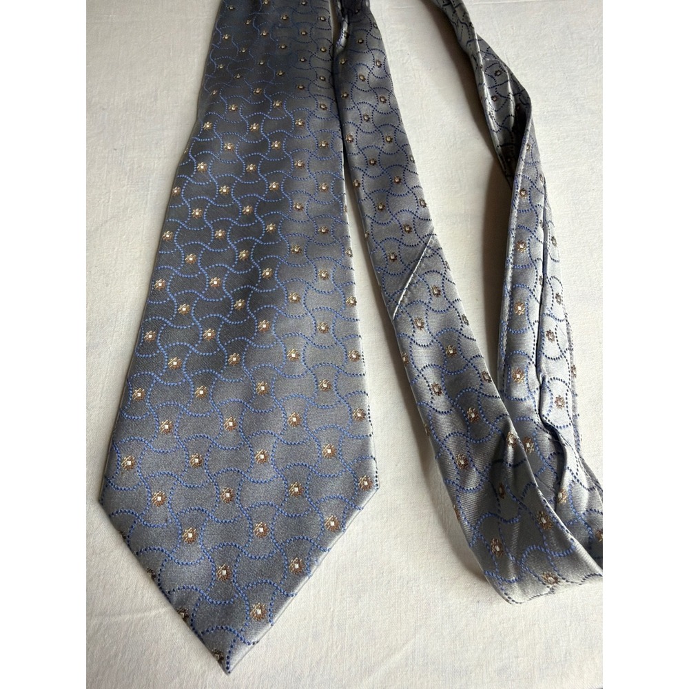 Tasso Elba Mens Silk Tie Blue Silver Geometric Medallion Pattern Classic Necktie